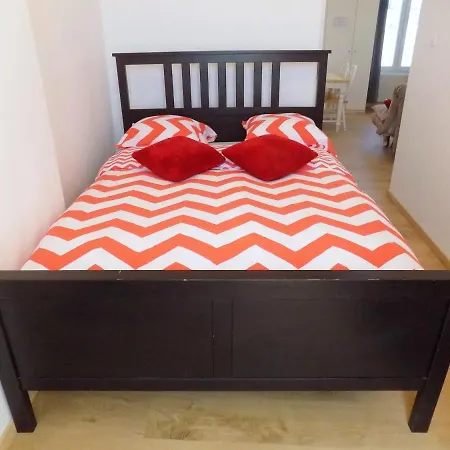 La Lodelinsartoise - Meuble De 3 Cles شقة شارلروا